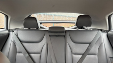 Hyundai IONIQ 1.6 GDi Plug-in Hybrid Premium SE 5dr DCT Hatchback